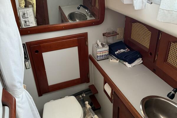 31ft Gozzard Yacht For Sale 31ft Gozzard Yacht For Sale