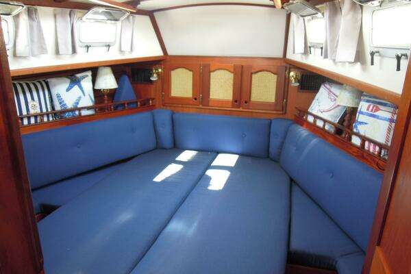 Photo of the 1990 Gozzard 31