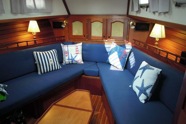 31ft Gozzard Yacht For Sale 31ft Gozzard Yacht For Sale