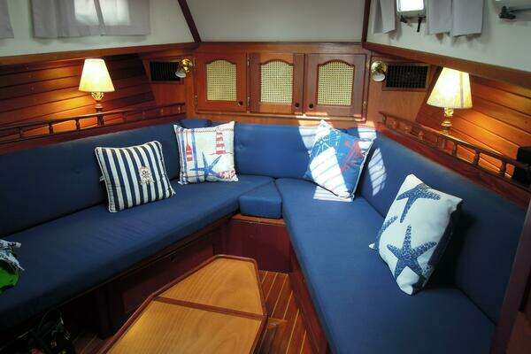 Photo of the 1990 Gozzard 31