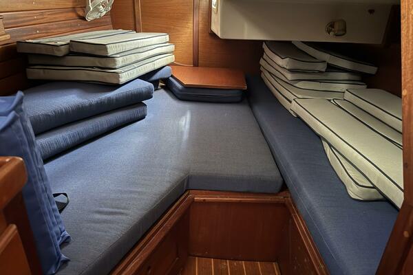 31ft Gozzard Yacht For Sale 31ft Gozzard Yacht For Sale