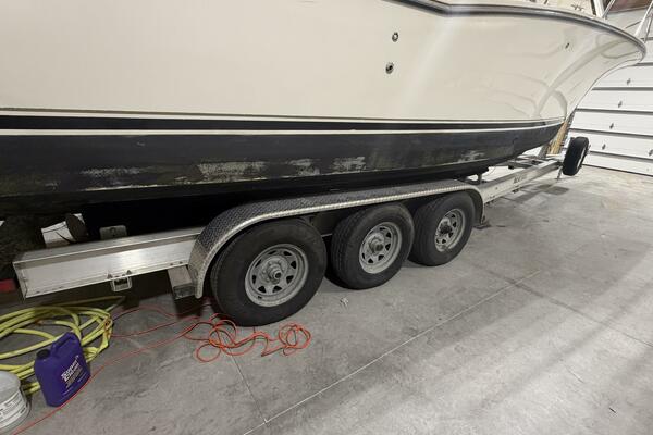 28ft Carolina Classic Yacht For Sale