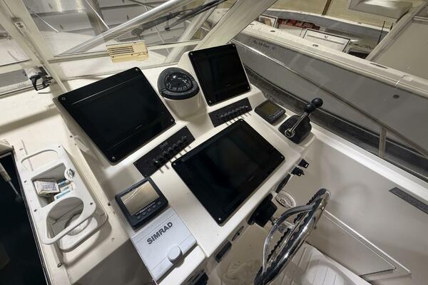 28ft Carolina Classic Yacht For Sale