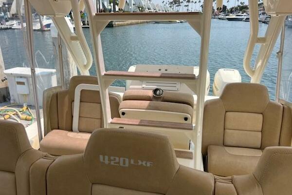 Scout 420LXF 42ft Scout Yacht For Sale