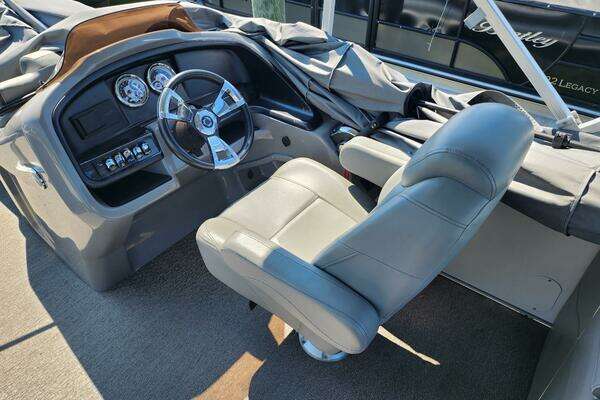 Photo of the 2021 Avalon 