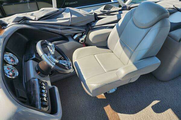 Photo of the 2021 Avalon 