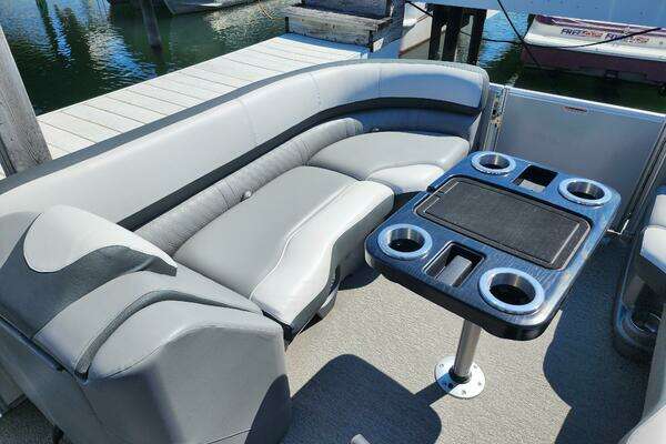 Photo of the 2021 Avalon 