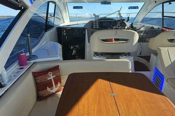 2015 Beneteau 38