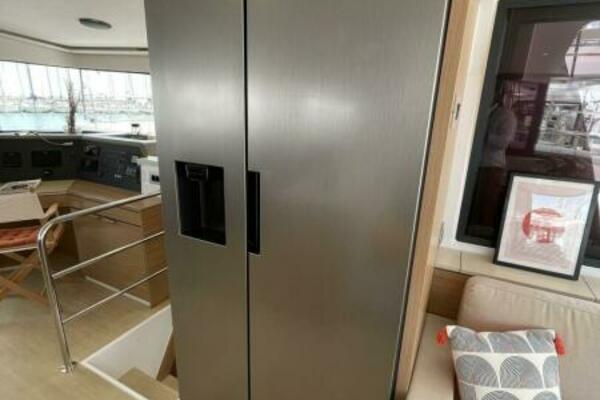 Bali 4.4 American Fridge 1