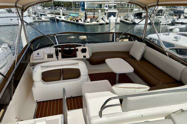 2000 Viking Princess 52