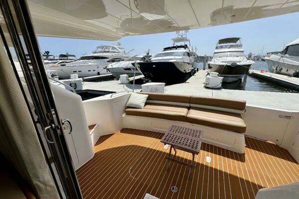 2000 Viking Princess 52