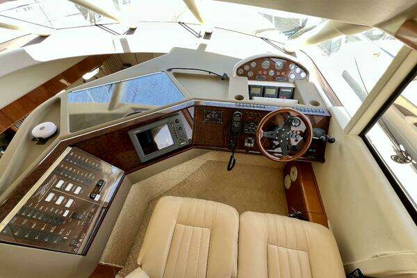 2000 Viking Princess 52