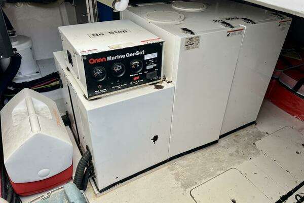 2000 Viking Princess 52