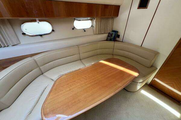 2000 Viking Princess 52