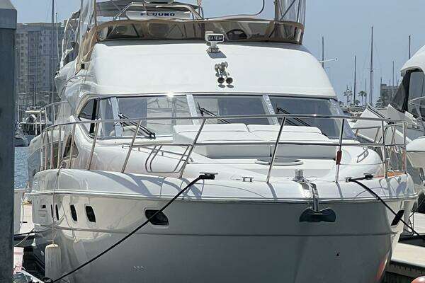 2000 Viking Princess 52