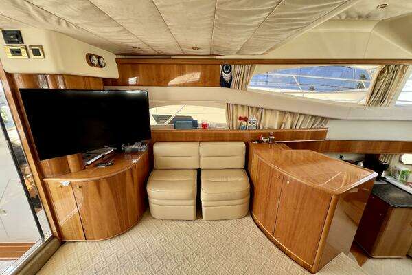 2000 Viking Princess 52