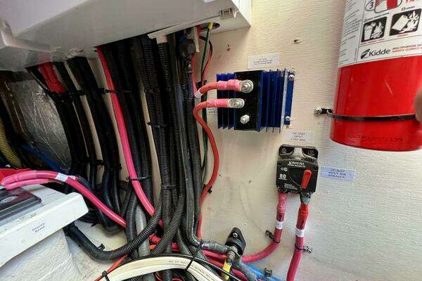 2000 Viking Princess 52