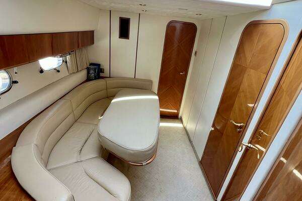 2000 Viking Princess 52