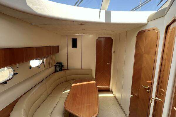 2000 Viking Princess 52