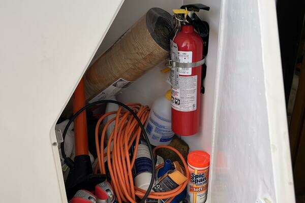 2000 Viking Princess 52