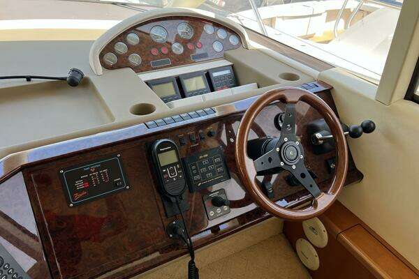 2000 Viking Princess 52