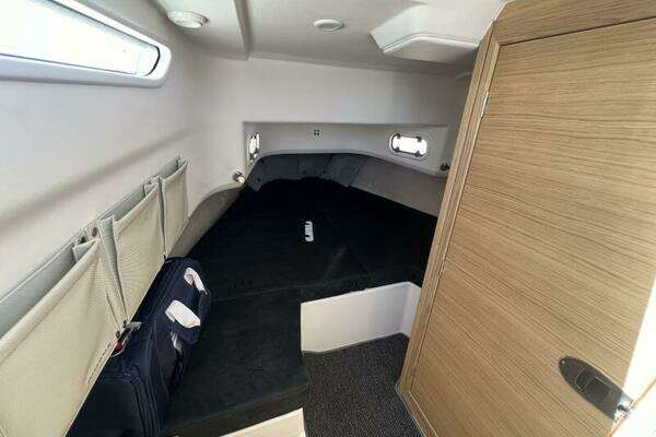 Nimbus T9 Yacht For Sale