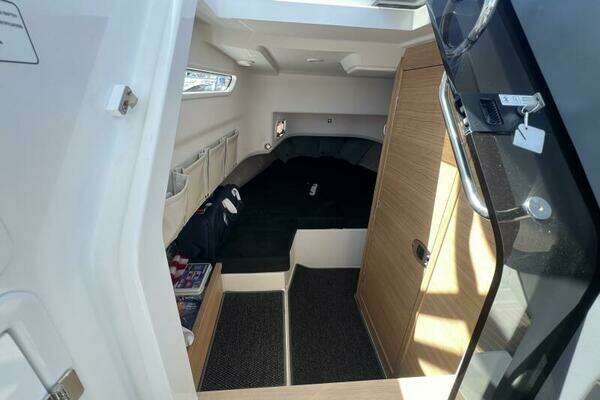 Nimbus T9 Yacht For Sale