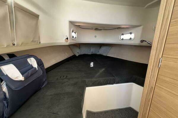 Nimbus T9 Yacht For Sale