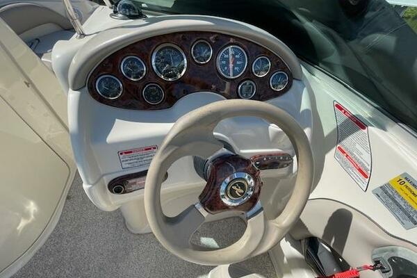 22ft Sea Ray Yacht For Sale