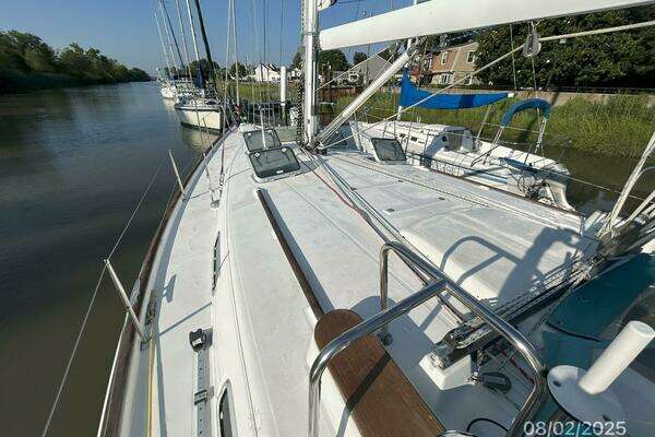 Photo of the 1997 Beneteau 461 "Blue"
