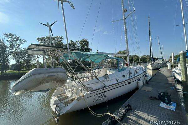 Photo of the 1997 Beneteau 461 "Blue"