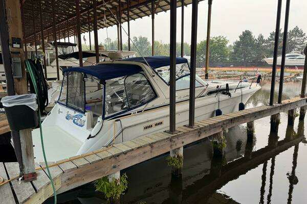 35-ft-Sea Ray-1990-350 Sundancer- Orillia Ontario Canada  yacht for sale