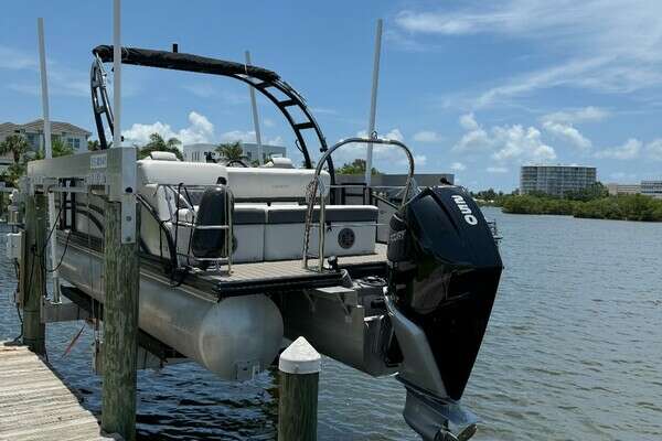 23-ft-Harris-2023-230 Sunliner SE- Sarasota Florida United States  yacht for sale