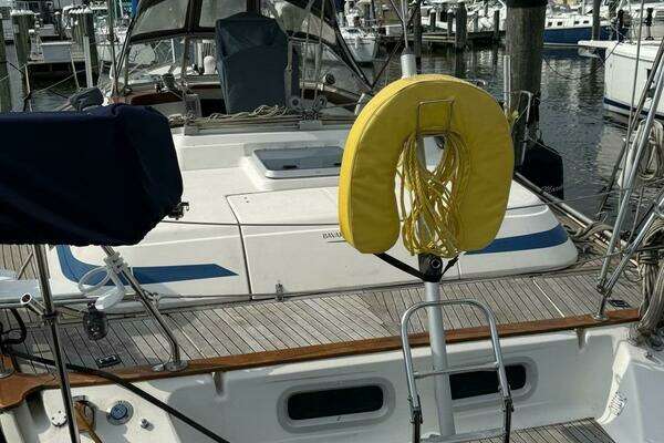 Photo of the 1999 Bavaria Ocean 42