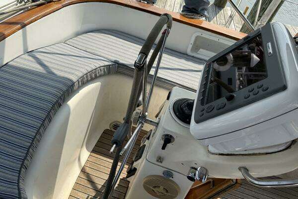 Photo of the 1999 Bavaria Ocean 42