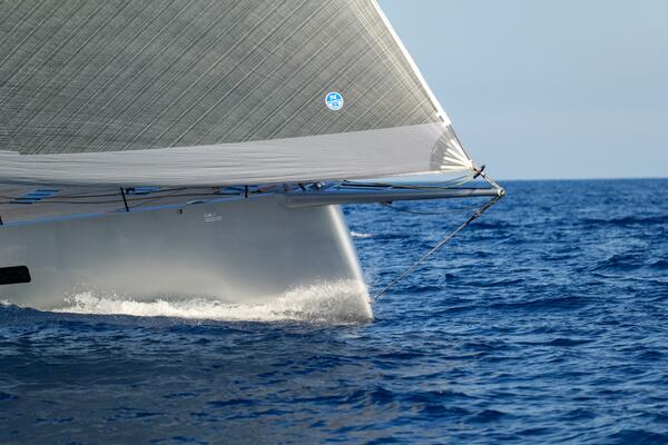 82ft Black Pepper Yacht For Sale 82ft Black Pepper Yacht For Sale
