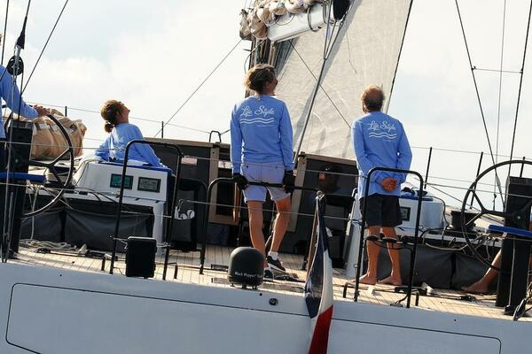 82ft Black Pepper Yacht For Sale 82ft Black Pepper Yacht For Sale