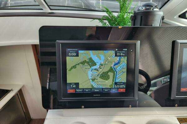 2016 Cruisers Yachts 41