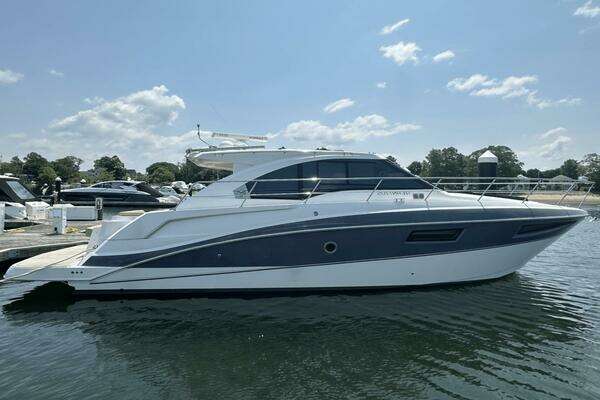 41-ft-Cruisers Yachts-2016-Cantius-Westbrook Connecticut United States yacht for sale