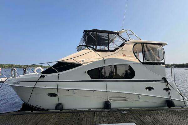 35-ft-Silverton-2004-35 Motor Yacht-Overboard-Port Severn Ontario Canada yacht for sale