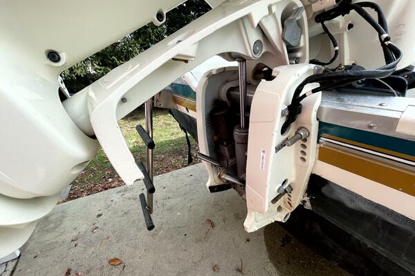 25ft Aquasport Yacht For Sale