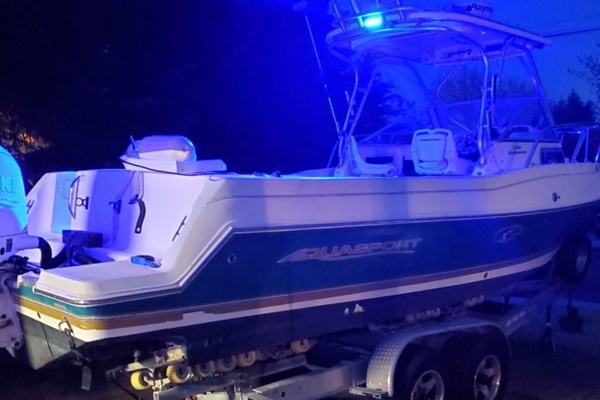 26ft Aquasport Yacht For Sale