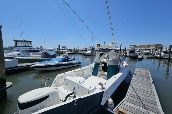 25ft Aquasport Yacht For Sale
