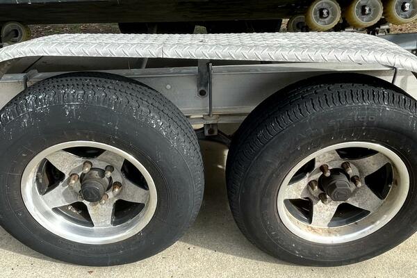 25ft Aquasport Yacht For Sale