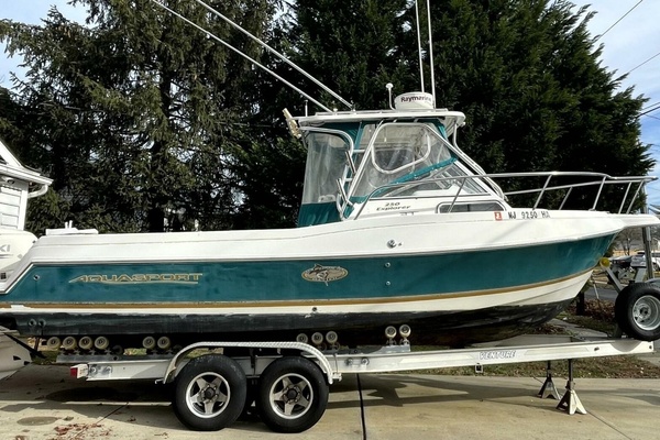 26ft Aquasport Yacht For Sale