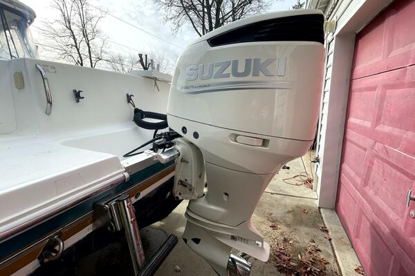 25ft Aquasport Yacht For Sale