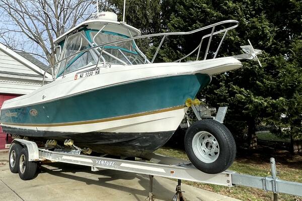25ft Aquasport Yacht For Sale