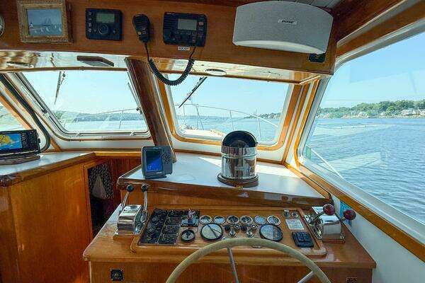 Wilbur 38 Yacht For Sale
