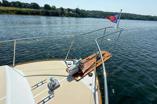 Wilbur 38 Yacht For Sale