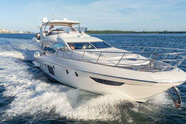 2012 Azimut 70